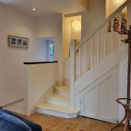 Maison De Famille Avec Jardin Clos Et Terrasse Proche De La - Fr-1-788-31