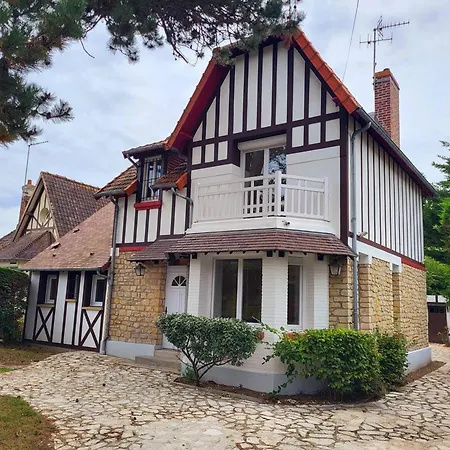 펜션 Maison De Famille Avec Jardin Clos Et Terrasse Proche De La - Fr-1-788-31 *